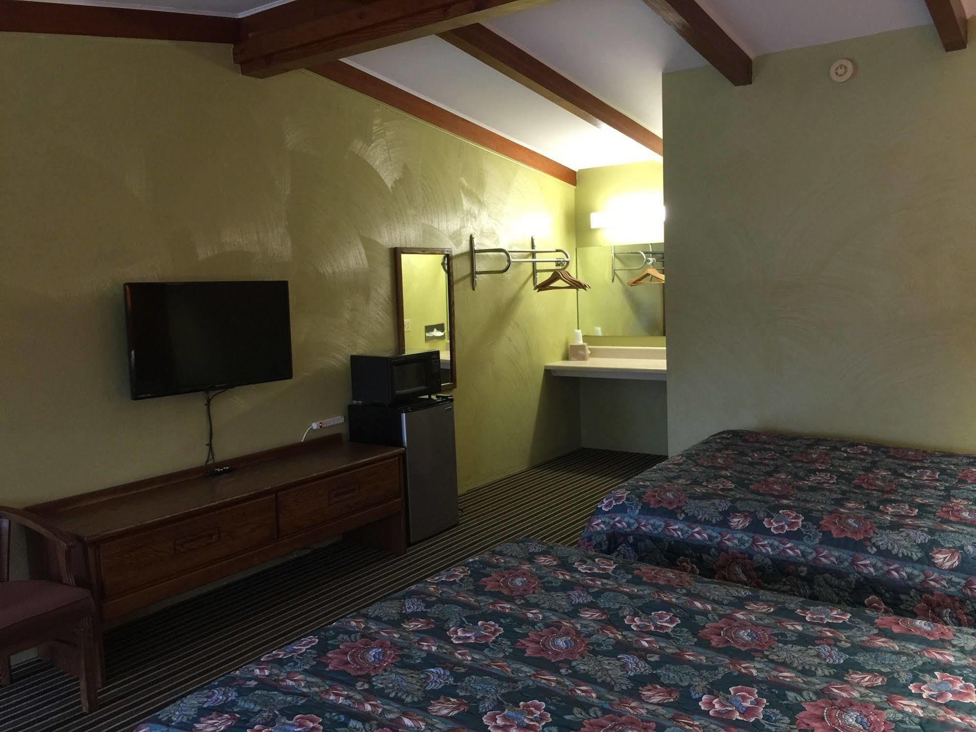 Family Budget Inn Харрисон Экстерьер фото